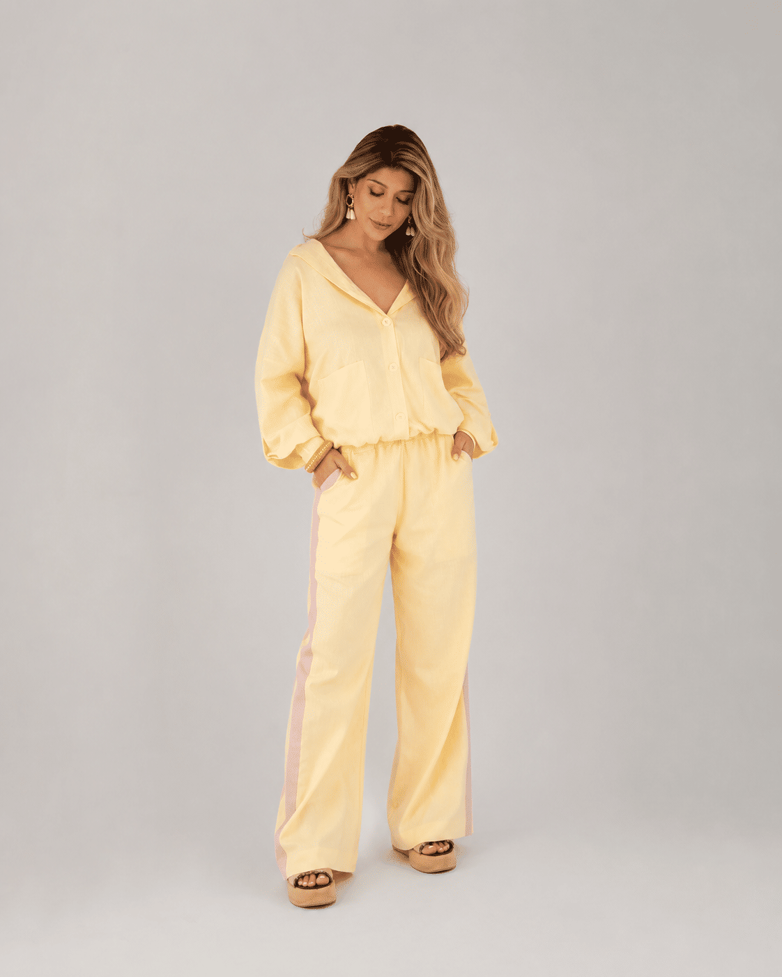 Conjunto Vania Amarelo Manteiga - Apresentação
